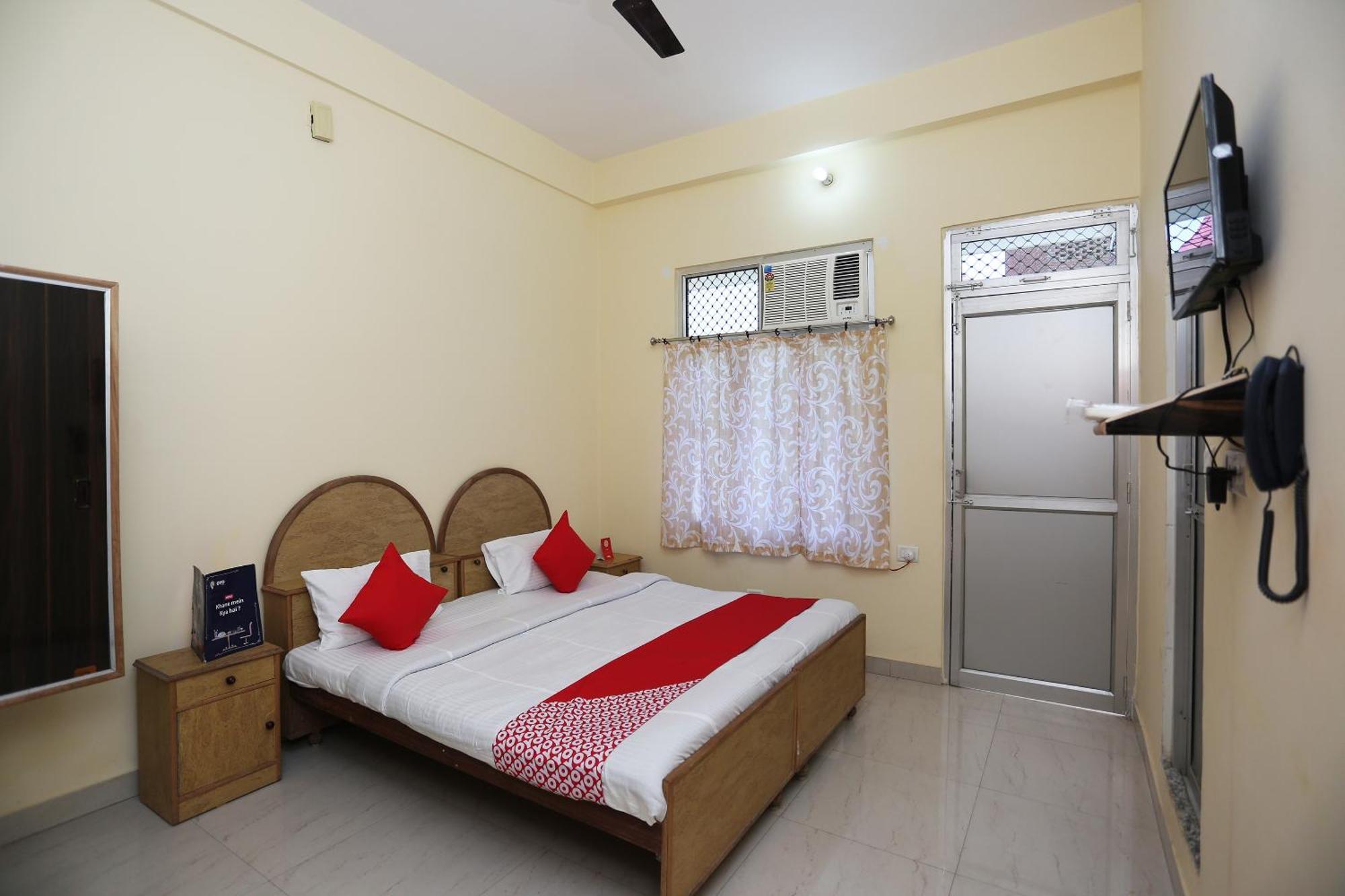 Rāmnagar Collection O Sahani Guest House מראה חיצוני תמונה