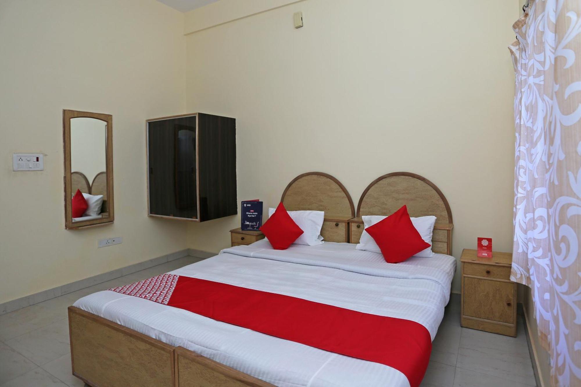 Rāmnagar Collection O Sahani Guest House מראה חיצוני תמונה